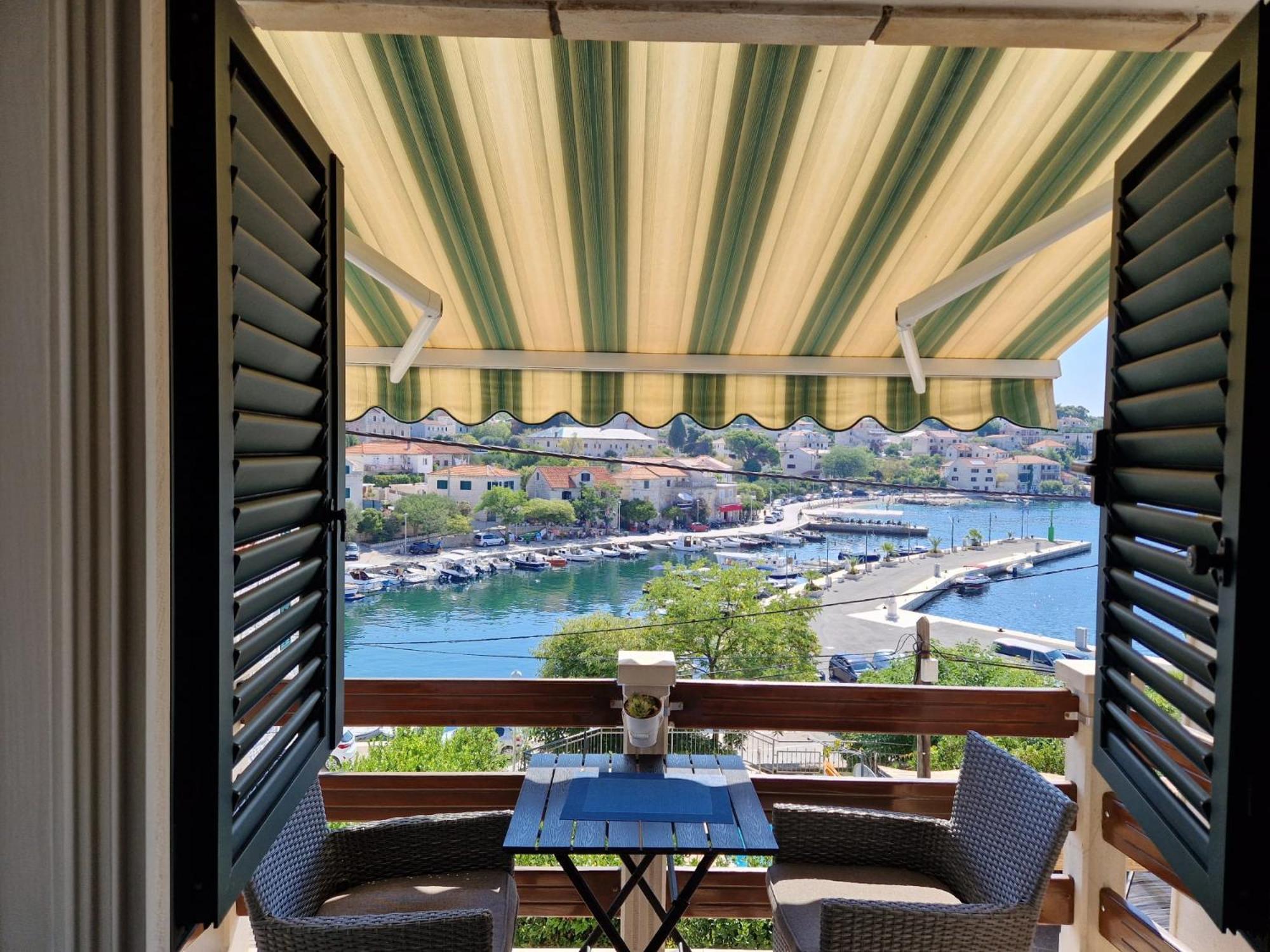 Studio Apartment Riva Sumartin Zewnętrze zdjęcie
