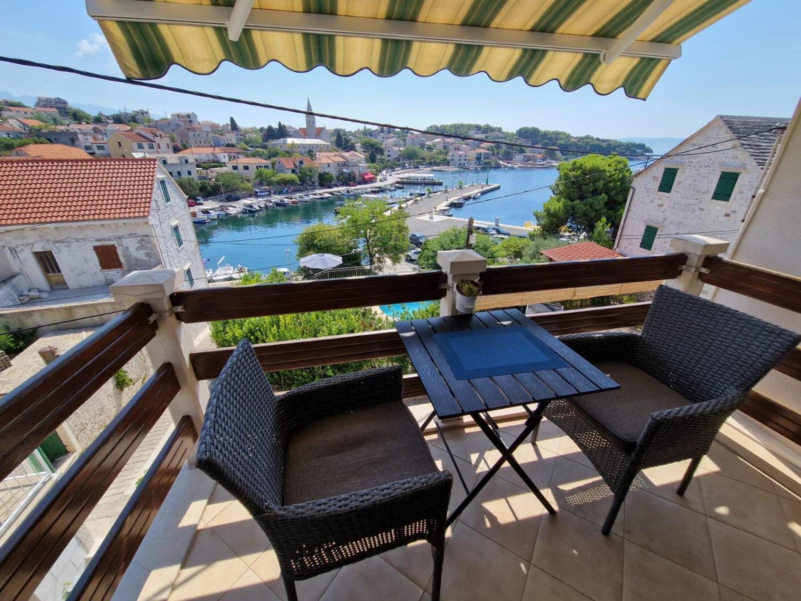 Studio Apartment Riva Sumartin Zewnętrze zdjęcie